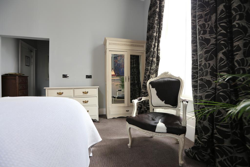 Hotel The Crown And Sceptre Londres Habitación foto