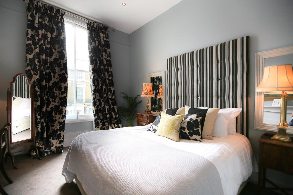 Hotel The Crown And Sceptre Londres Habitación foto